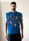 Stacy Stewart Smith Men's Rhombus Labyrinth Pullover Sleeveless Knit Top in Deep Blue Lagoon Teal on mannequin 6'3" front view.